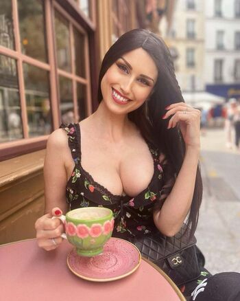 Full leaked Elsaoesinger private photo