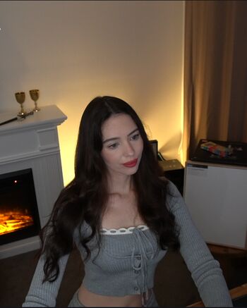 Full leaked Angmolly leak private photo