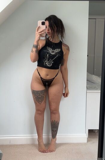 Full leaked Elvasnaps private photo