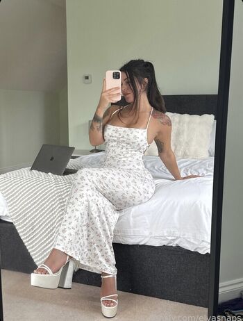 Full leaked Elvasnaps private photo