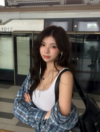 Full leaked Elyn leong page private photo