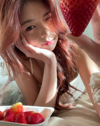 Full leaked Elyn leong page private photo