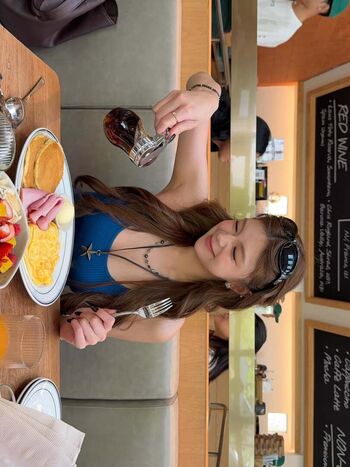 Full leaked Elyn leong private photo