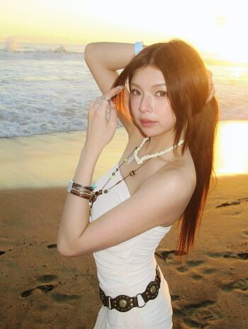 Full leaked Elyn leong private photo