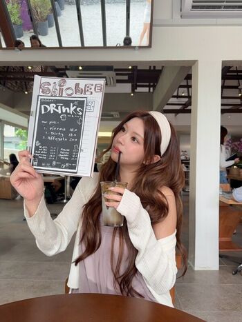 Full leaked Elyn leong private photo