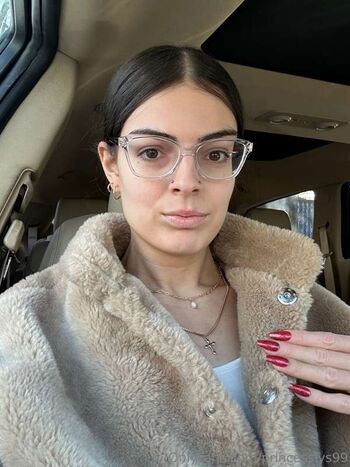 Full leaked Elysia private photo