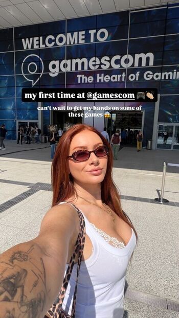 Full leaked Elz the witch private photo