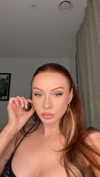 Full leaked Elz the witch page private photo