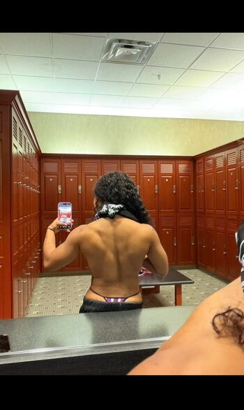 Full leaked Em emmuscled private photo