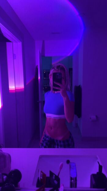 Full leaked Em marie private photo