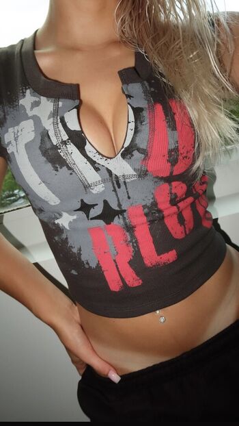 Full leaked Em marie private photo