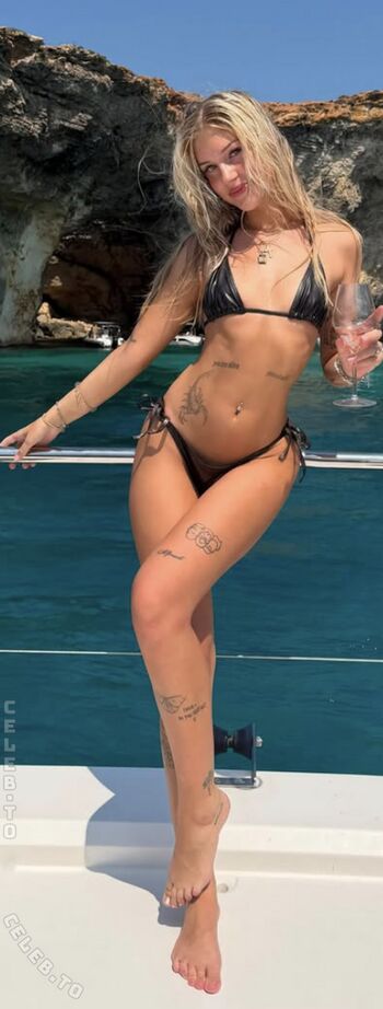 Full leaked Emlyemma private photo