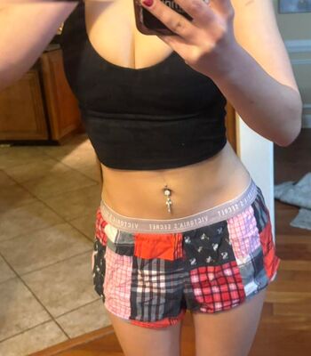 Full leaked Emaleah christou private photo