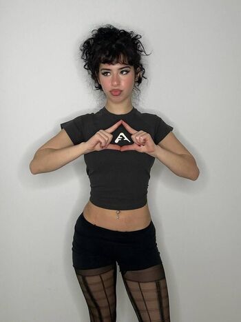 Full leaked Emaleah christou private photo