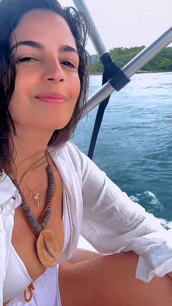 Full leaked Emanuelle araujo private photo