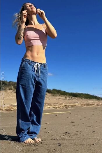 Full leaked Emaskate private photo
