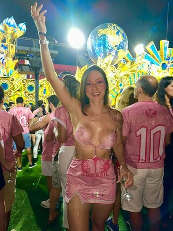 Full leaked Embarquenasmilhas private photo