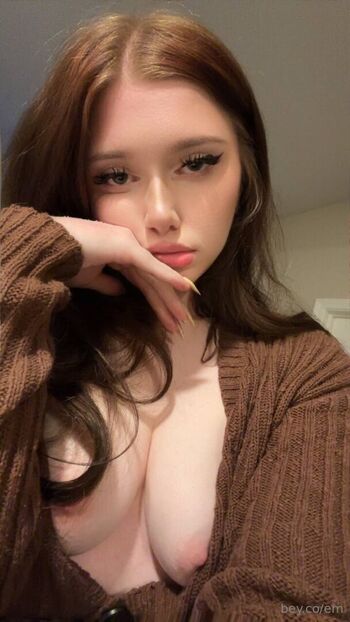 Full leaked Embeyofficial private photo