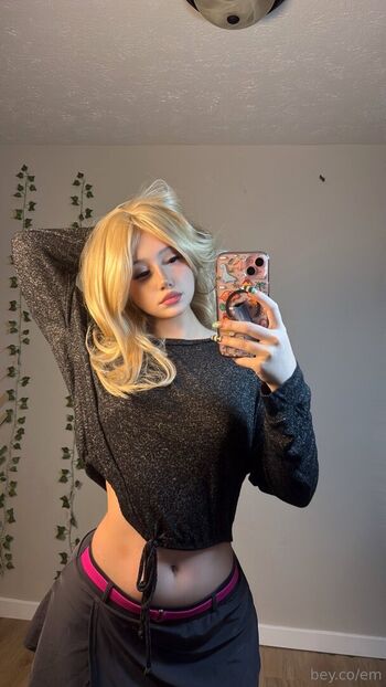 Full leaked Embeyofficial private photo