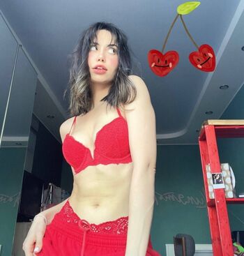 Full leaked Emelevskaya private photo