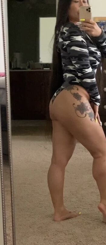 Full leaked Emelh private photo