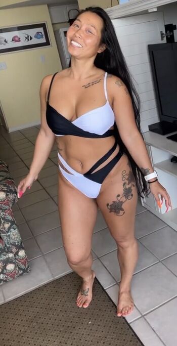 Full leaked Emelh private photo
