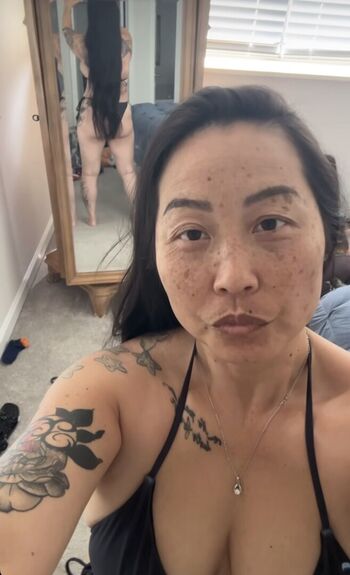 Full leaked Emelh private photo