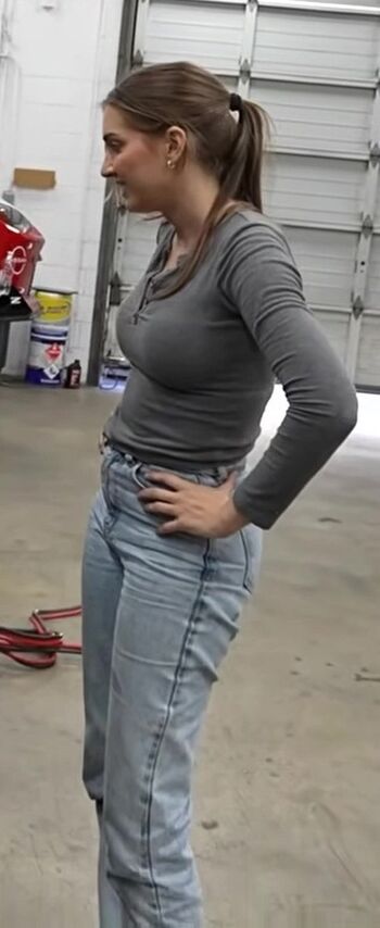 Full leaked Emelia hartford page private photo