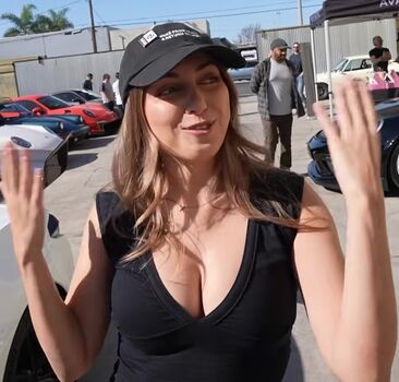 Full leaked Emelia hartford page private photo
