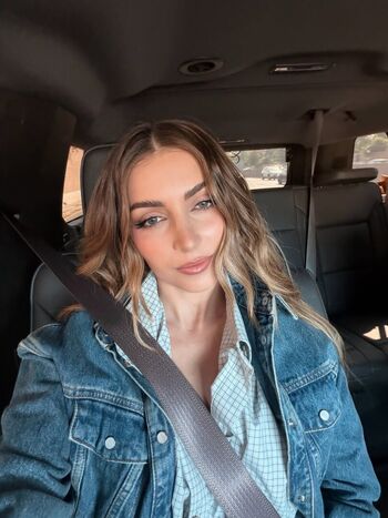 Full leaked Emelia hartford page private photo