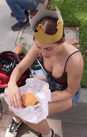 Full leaked Emelia hartford private photo