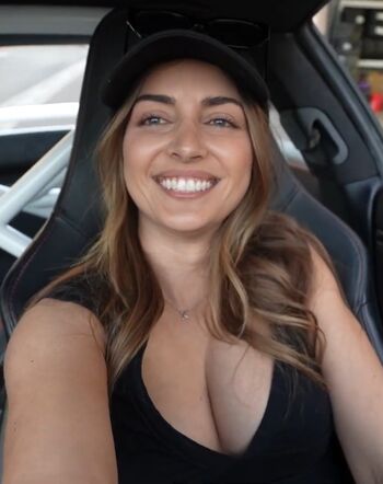 Full leaked Emelia hartford private photo