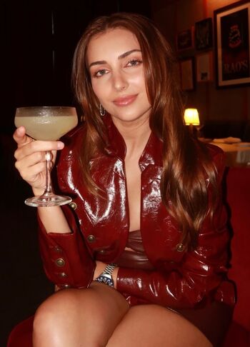 Full leaked Emelia hartford page private photo