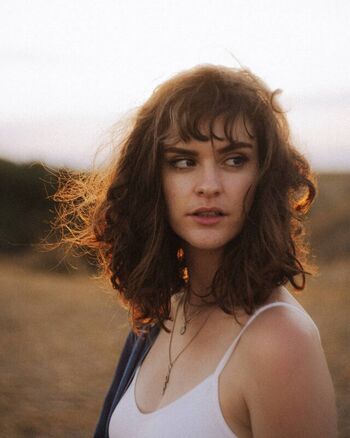 Full leaked Emeline faure private photo