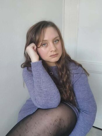 Full leaked Emeline parent private photo
