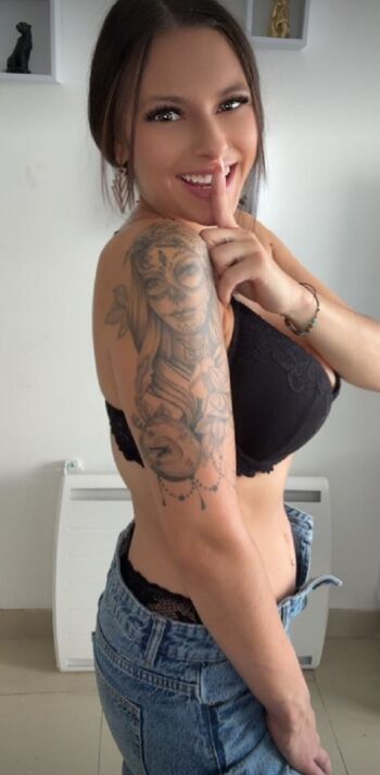 Full leaked Emeline private photo