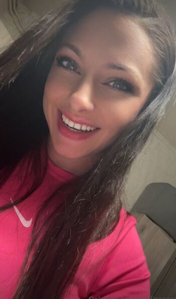 Full leaked Emeline private photo