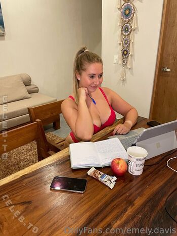 Full leaked Emely davis private photo
