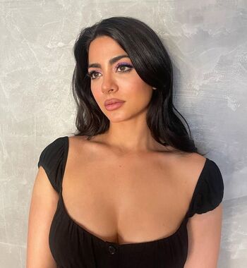 Full leaked Emeraude toubia private photo