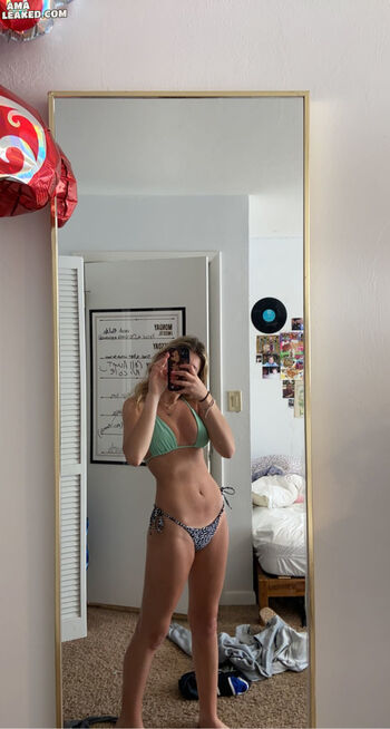 Full leaked Emery warm private photo