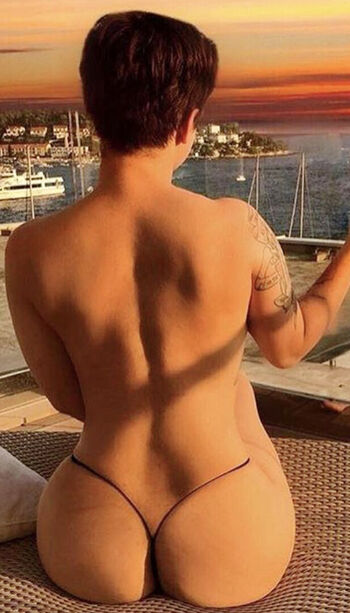 Full leaked Emeryexp private photo