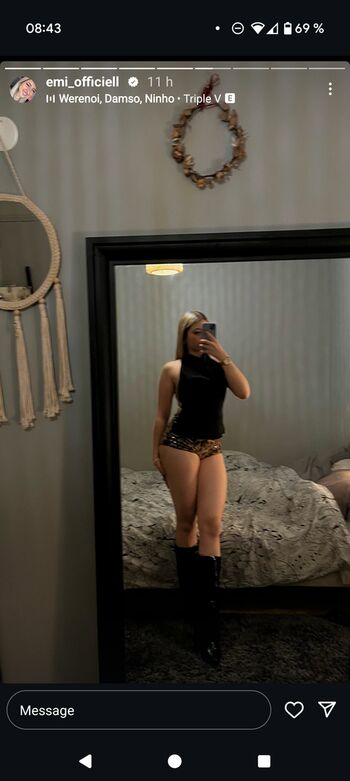 Full leaked Emibondi private photo