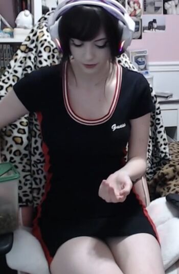 Full leaked Emiki private photo
