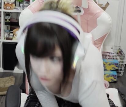 Full leaked Emiki private photo