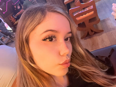 Full leaked Emikukis private photo