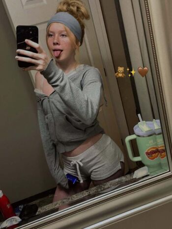Full leaked Emilee brown private photo