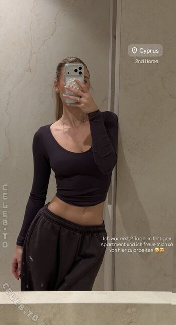 Full leaked Emilia bte page private photo