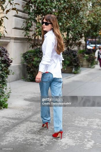 Full leaked Emilia jones private photo