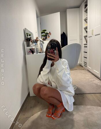 Full leaked Emiliaaa rose private photo