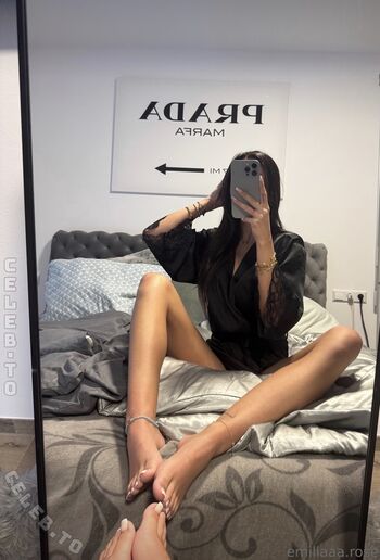 Full leaked Emiliaaa rose private photo